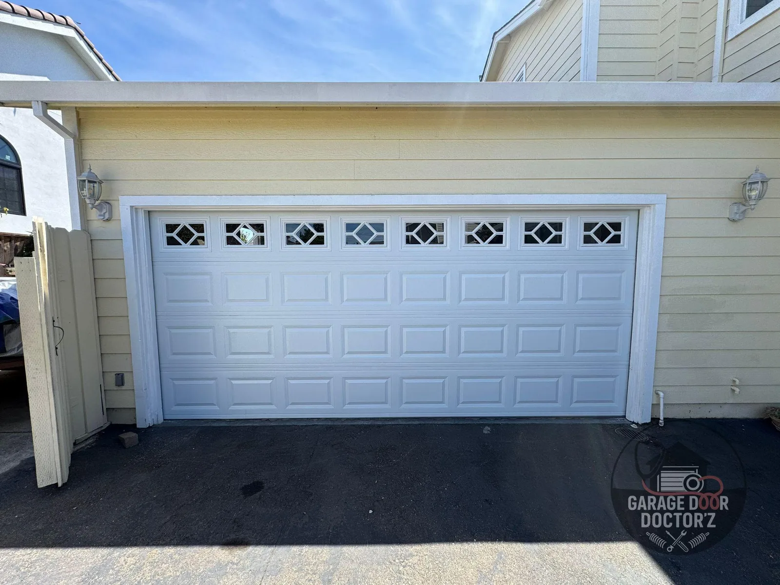 Professional Garage Door Roller Tune-Up and Alignment in California - Garage Door Doctor'Z